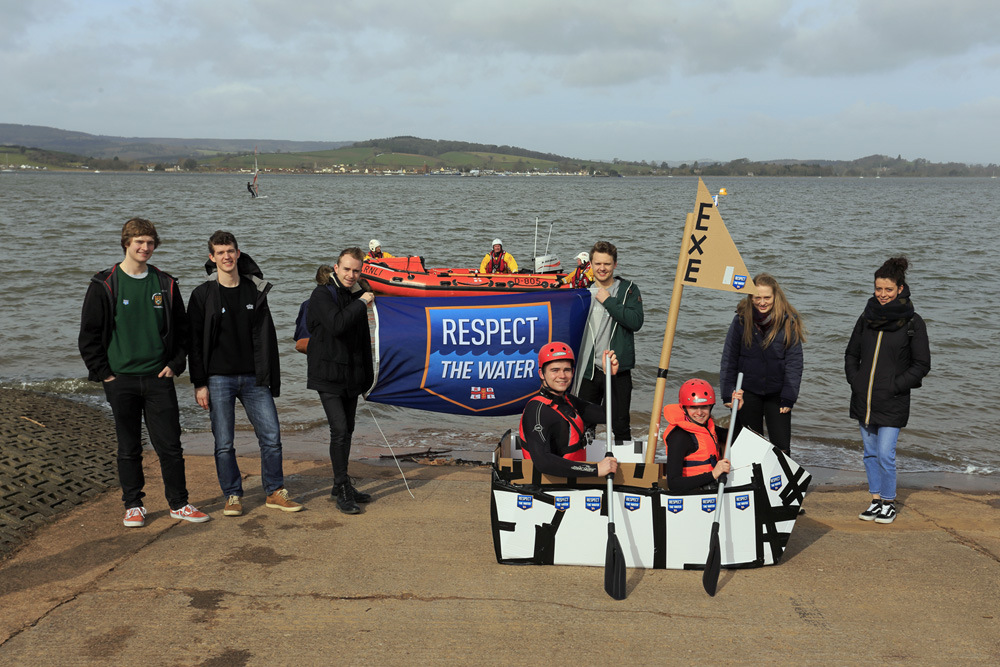 Exmouth RNLI volunteers assist students’ cardboard boat challenge