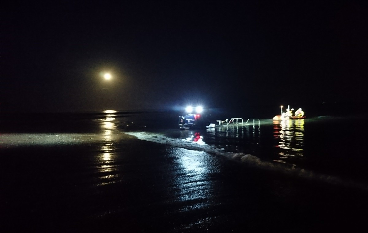 Exmouth RNLI volunteers rescue teenager who fell 60’ down cliff face