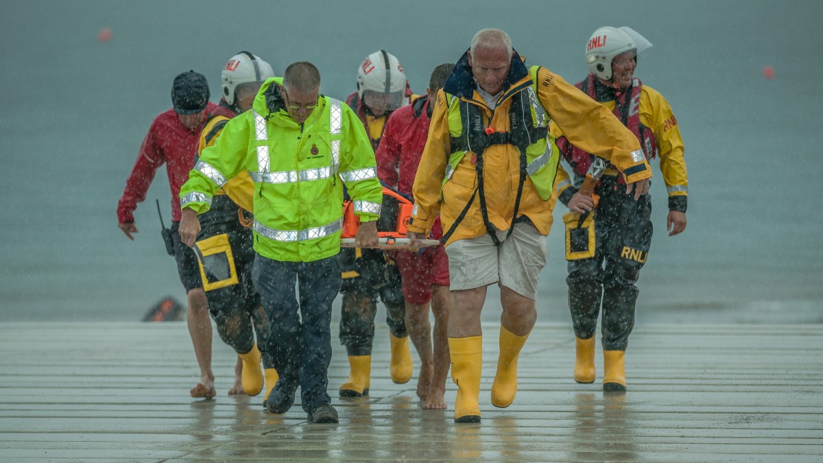 Exmouth RNLI host combined agency Casualty Care training