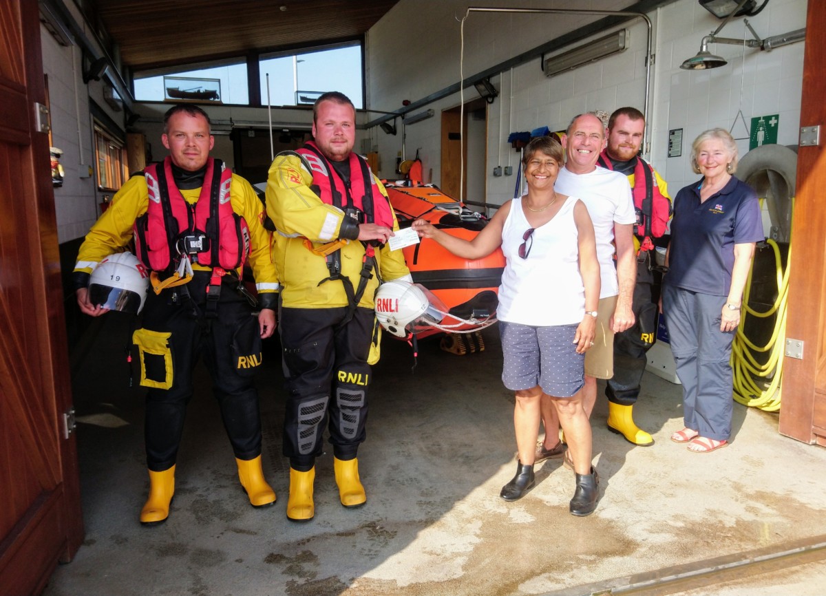 Casualty thanks Exmouth RNLI Crew volunteers after Easter rescue