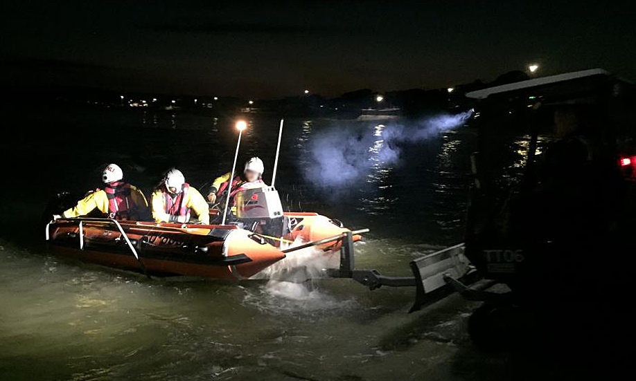 Exmouth RNLI tasked to drifting vessel